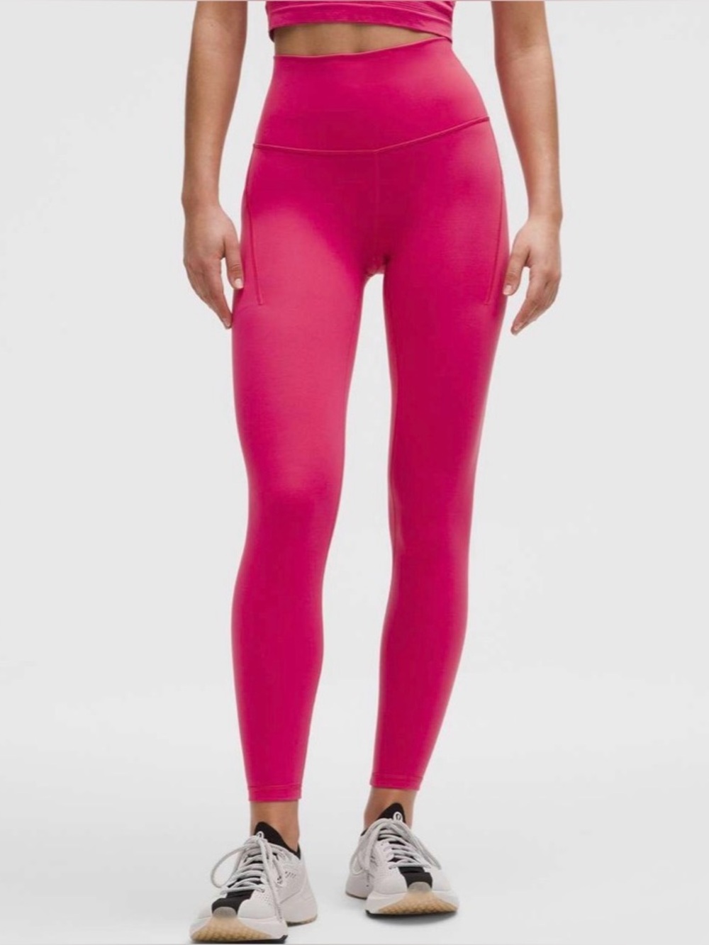 Lululemon Wunder Train High-Rise Tight with Pockets 25"
Raspberry Coulis Size 6